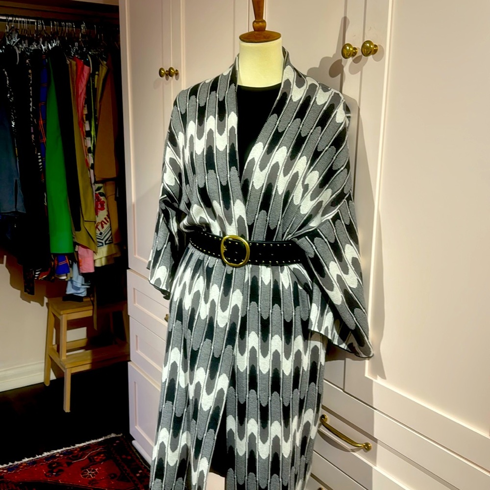 Susanne Passero O/S sweater jacket